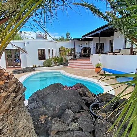 Verano Puerto Del Carmen Holiday home Tias