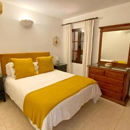 Verano Puerto Del Carmen 호텔 티아즈